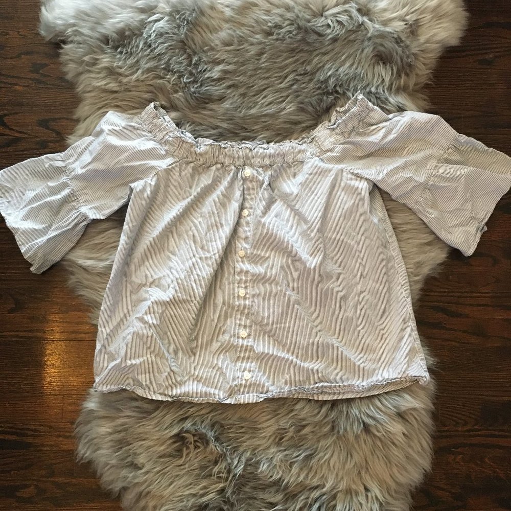 Off Should Shirt